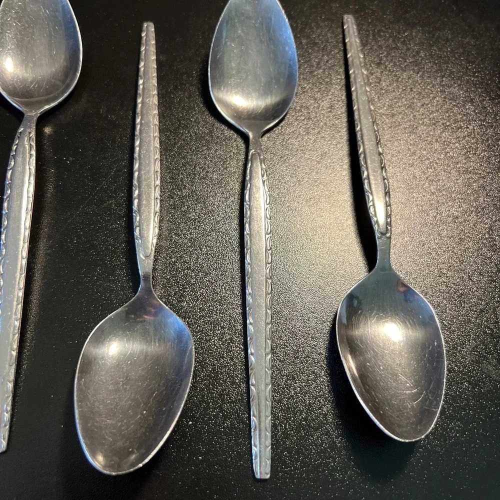 Lot of 6 Rogers Co Stanley Roberts ENSENADA Soup Spoons Stainless Flatware 7.75